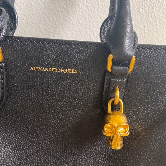 Alexander McQueen Black Leather Bag - Picture 3 of 6